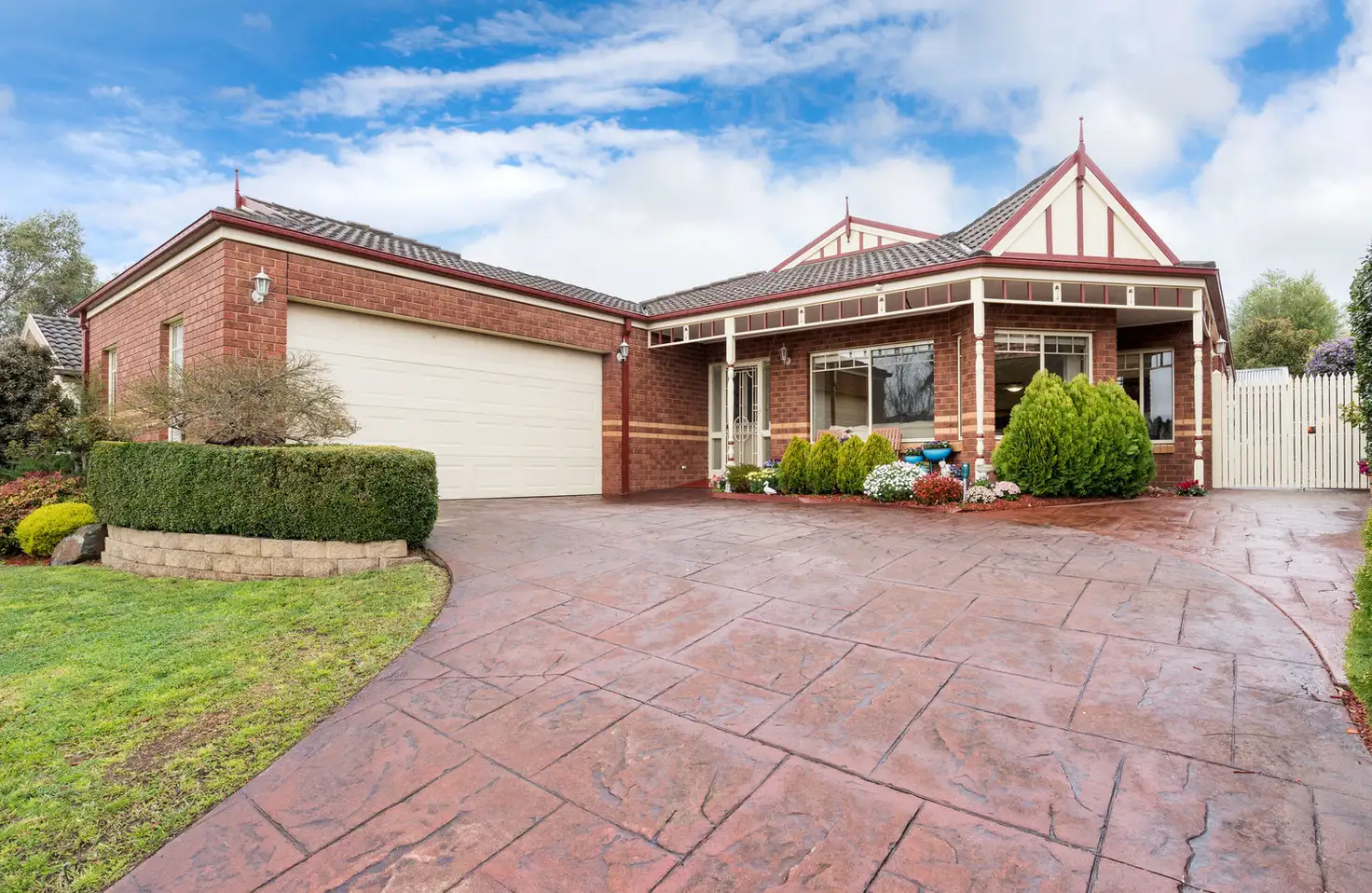 Main view of Homely house listing, 8 Tudor Drive, Mooroolbark VIC 3138