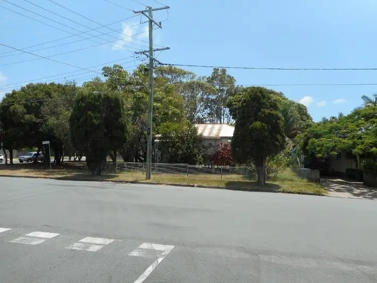 Fifth view of Homely house listing, 10 Arthur Street, Woody Point QLD 4019