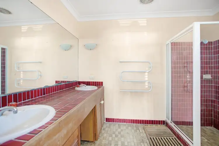 Sixth view of Homely house listing, 2 Robert Street, Tenambit NSW 2323