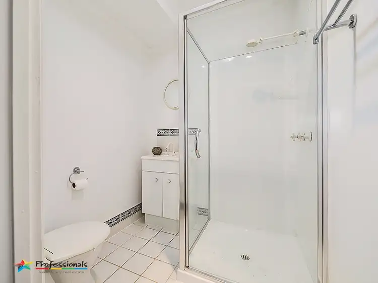 Sixth view of Homely house listing, 2 Kaoriki Court, Albany Creek QLD 4035