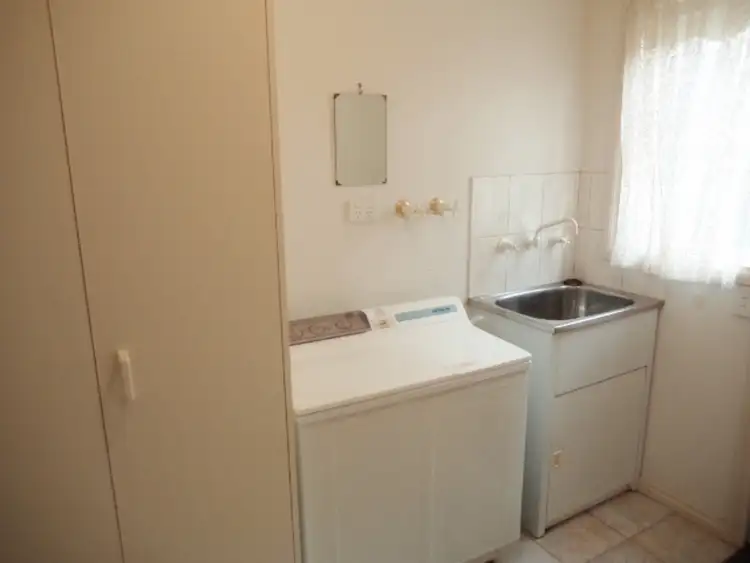 Seventh view of Homely townhouse listing, 4/141 Stradbroke Avenue, Swan Hill VIC 3585