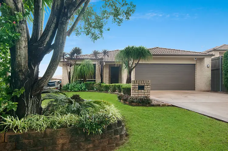 2/2 Lindsay Avenue, Cumbalum NSW 2478