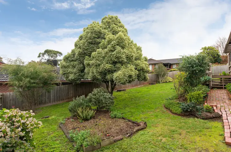 Fifth view of Homely house listing, 2 Wembley Close, Mooroolbark VIC 3138