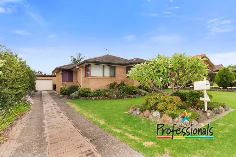 8 Grose Avenue, Lurnea NSW 2170