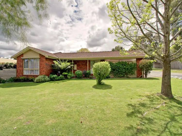 1/27 Central Avenue, Croydon South VIC 3136