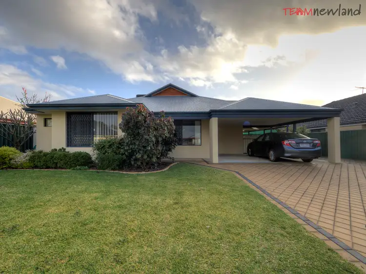 8 Yongar Way, Forrestfield WA 6058