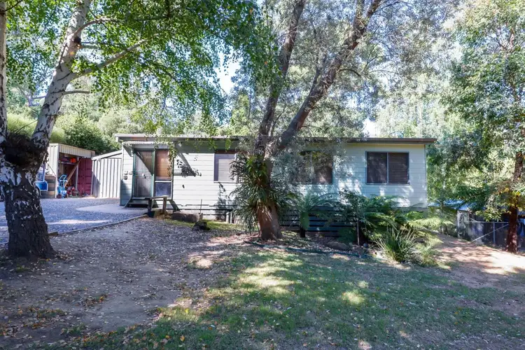 16 George Road, East Warburton VIC 3799