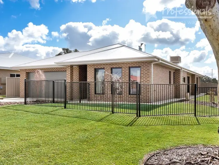 Main view of Homely house listing, 27 Gibson Street, Wagga Wagga NSW 2650