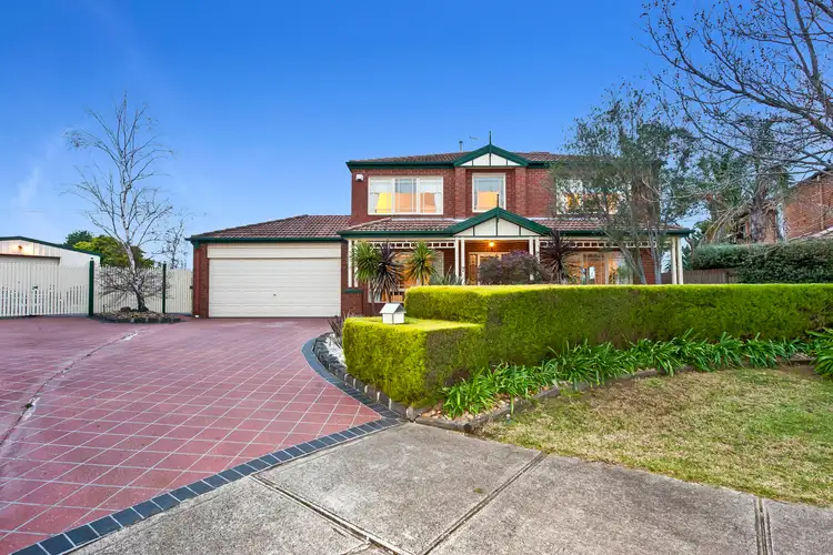 7 Lyell Place, Taylors Lakes VIC 3038