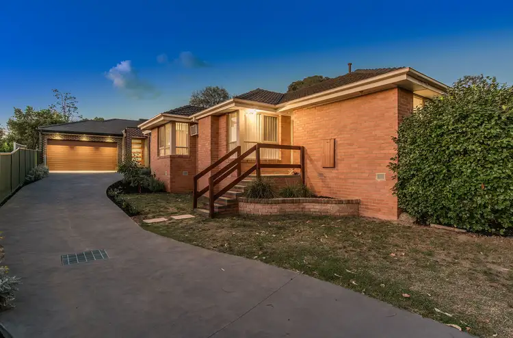 7 Bristol Court, Kilsyth VIC 3137
