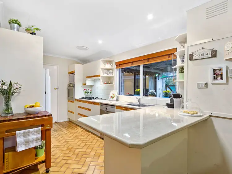 Fifth view of Homely house listing, 2 Lowe Court, Bayswater North VIC 3153