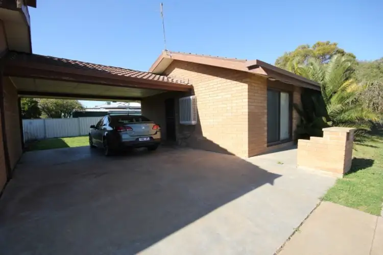 1-3 120 Eleventh Street, Mildura VIC 3500