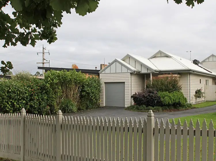 Main view of Homely unit listing, 1/337 Maroondah Highway, Healesville VIC 3777