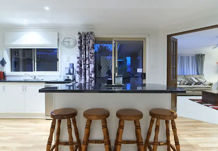 Seventh view of Homely house listing, 30 Silvan Crescent, Kialla VIC 3631