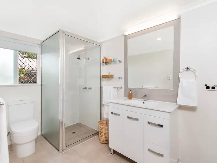 Fourth view of Homely apartment listing, 1/13 Springfield Crescent, Manoora QLD 4870