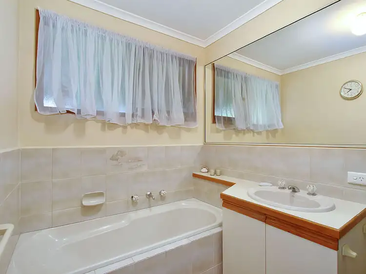Sixth view of Homely house listing, 20 Chevalier Crescent, Mooroolbark VIC 3138