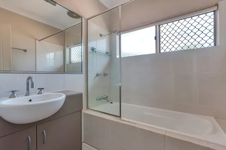 Sixth view of Homely house listing, 5 Fitzmaurice Drive, Bentley Park QLD 4869