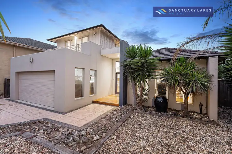6 Peppercorn Court, Sanctuary Lakes VIC 3030