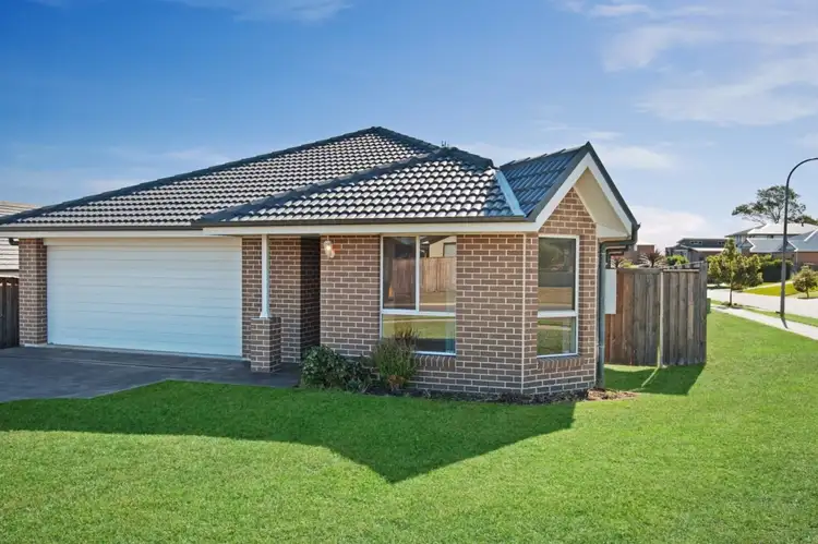 2 Oystercatcher Street, Aberglasslyn NSW 2320