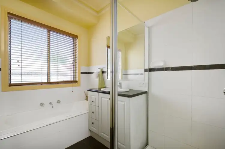 Sixth view of Homely unit listing, 2/2 Watt Street, Sunshine VIC 3020