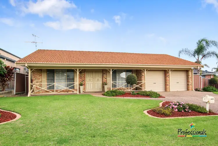3 Toparoa Close, Casula NSW 2170