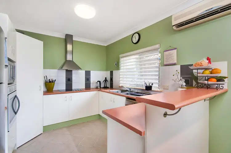 14 DAN JONES Street, Bentley Park QLD 4869