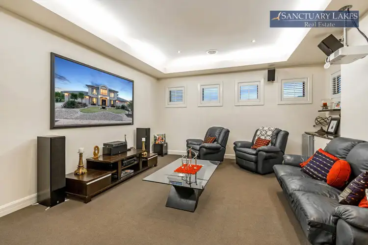 Sixth view of Homely house listing, 19 Ellis Close, Sanctuary Lakes VIC 3030