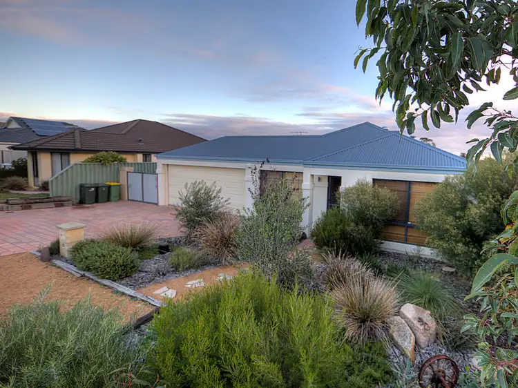 13 Cherrytree Road, Forrestfield WA 6058