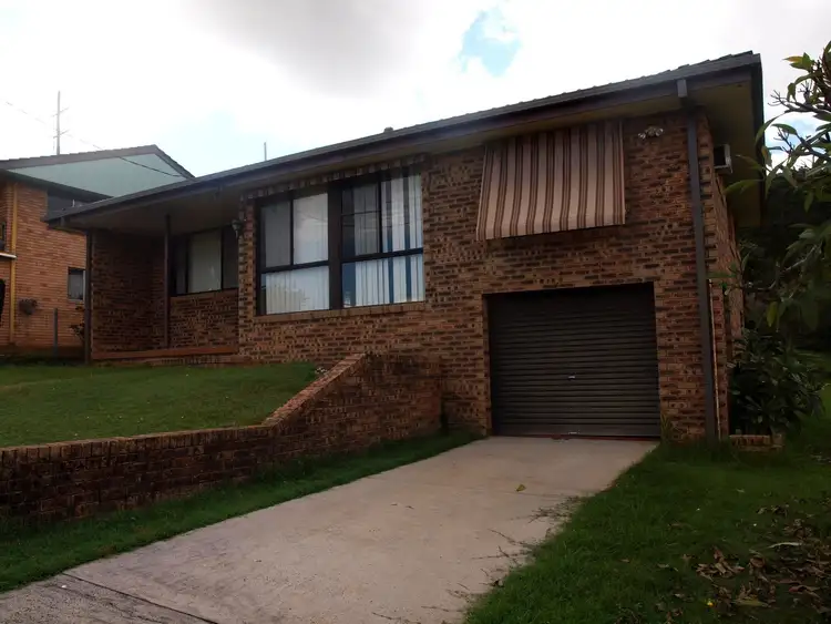 3 Roderick Street