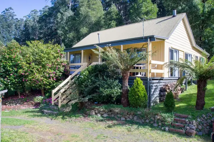 11 Piedmont Avenue, Warburton VIC 3799