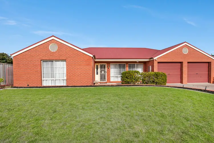 32 Falcon Circuit, Wodonga VIC 3690