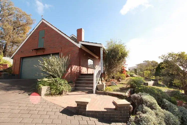 Fifth view of Homely house listing, 5 Fiona Place, Kennington VIC 3550