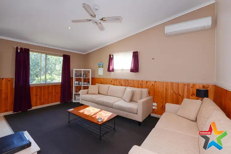 Sixth view of Homely house listing, 8 Mildura Avenue, Warburton VIC 3799
