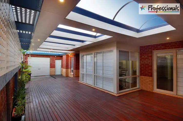 Fifth view of Homely house listing, 10 Hawthorn Grove, Taylors Hill VIC 3037