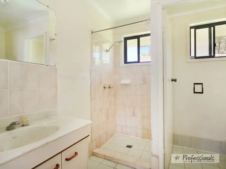 Fifth view of Homely townhouse listing, 1/27 Murray Avenue, Armidale NSW 2350