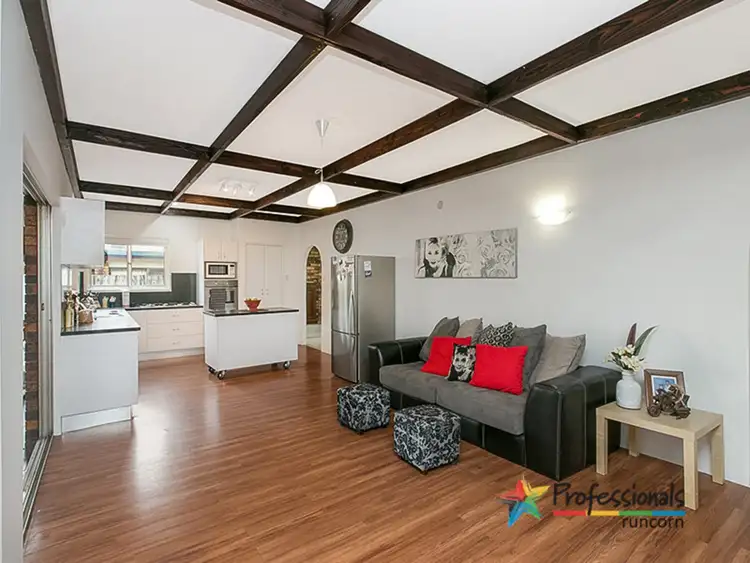 Second view of Homely house listing, 70 Oakleaf Street, Eight Mile Plains QLD 4113