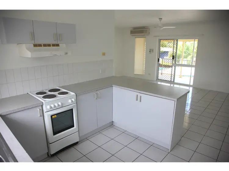 4/27 Mintaro Crescent, Woree QLD 4868