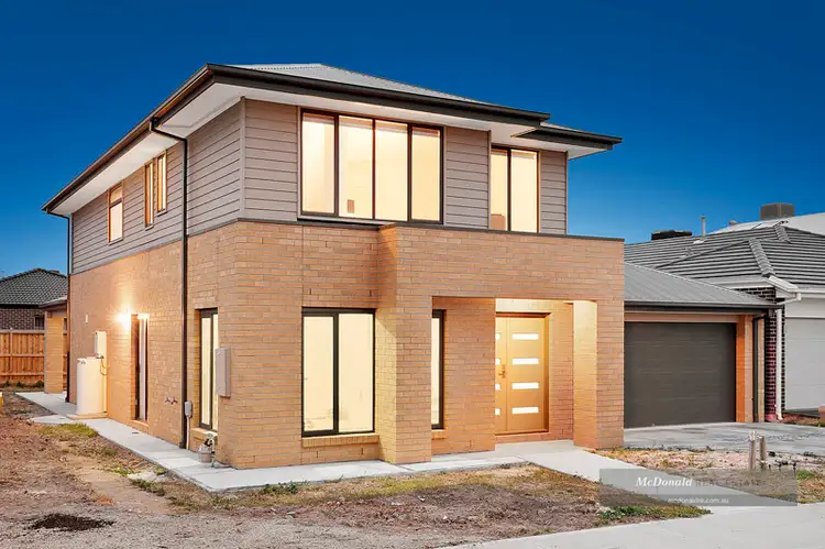 38 Dahlia Crescent, Keysborough VIC 3173
