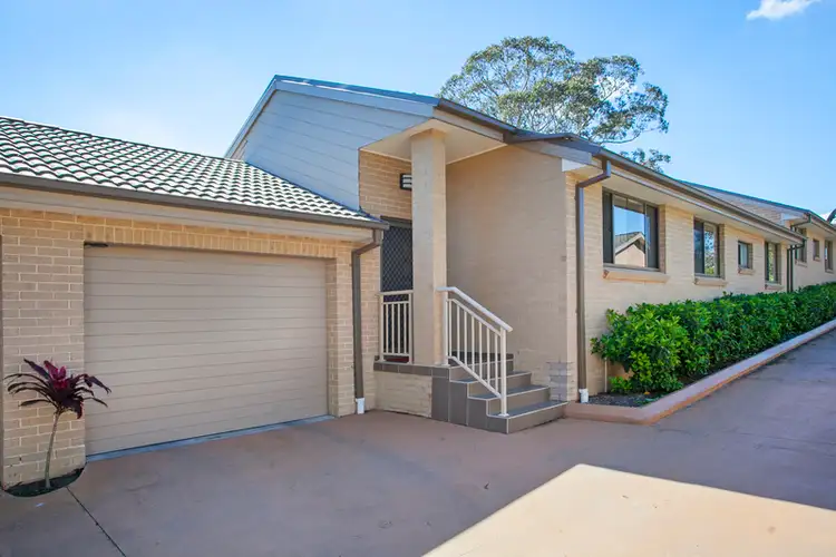 3/755 Henry Lawson Drive, Picnic Point NSW 2213