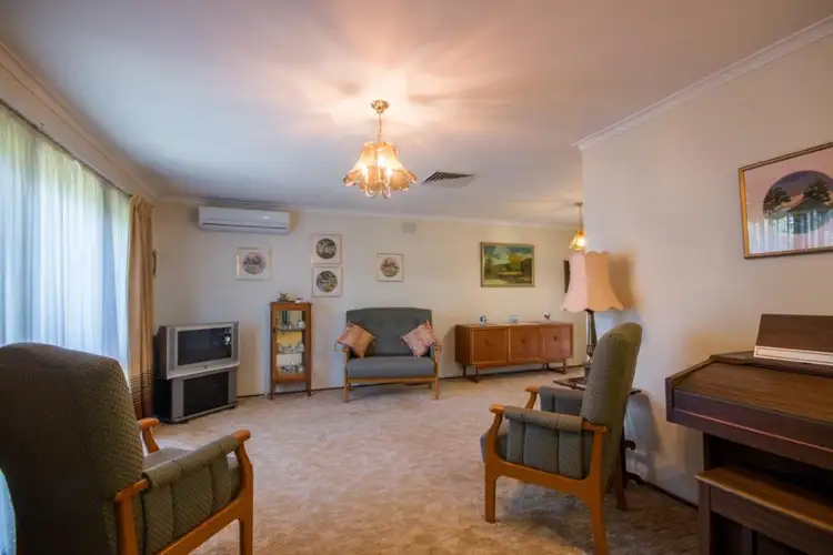 Second view of Homely house listing, 8 Rosny Place, Mooroolbark VIC 3138