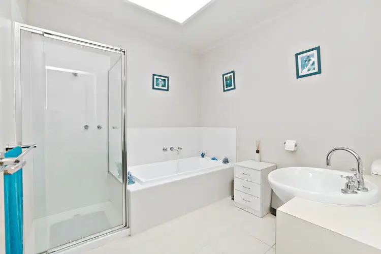 Sixth view of Homely unit listing, 2/24 Tyler Crescent, Tarneit VIC 3029