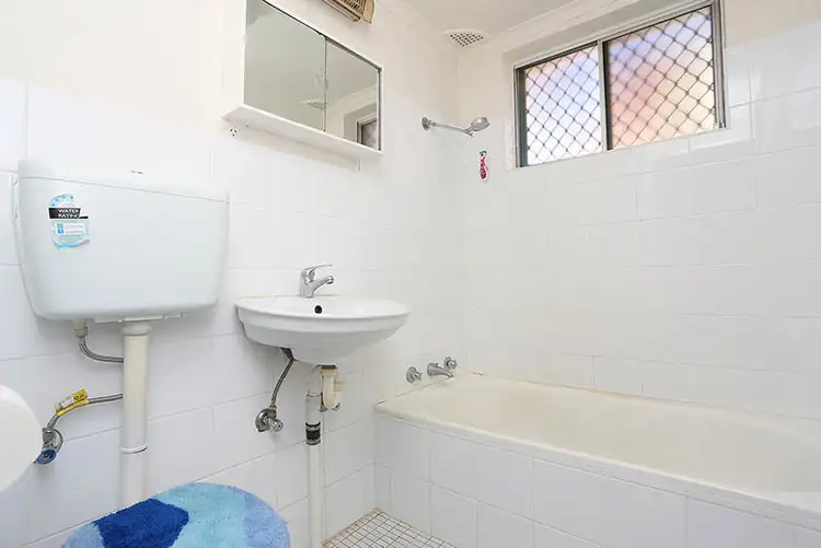 Fifth view of Homely unit listing, 6/192 Sandal Crescent, Carramar NSW 2163