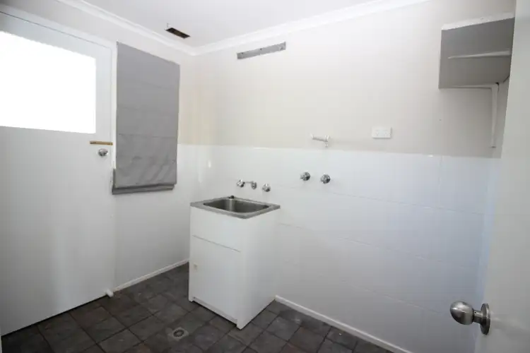 Sixth view of Homely house listing, 3 Warren Place, Mount Austin NSW 2650