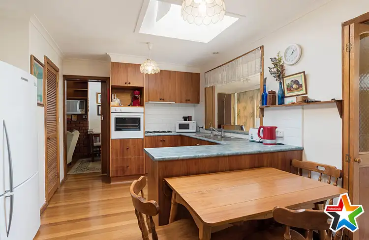 Sixth view of Homely house listing, 3 Williams Road, Mooroolbark VIC 3138