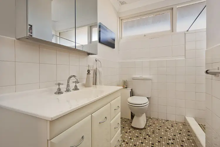 Fourth view of Homely townhouse listing, 2/117 Darley Street, Mona Vale NSW 2103