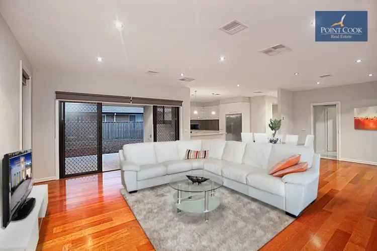 Fourth view of Homely house listing, 4 Mandalay Court, Sanctuary Lakes VIC 3030