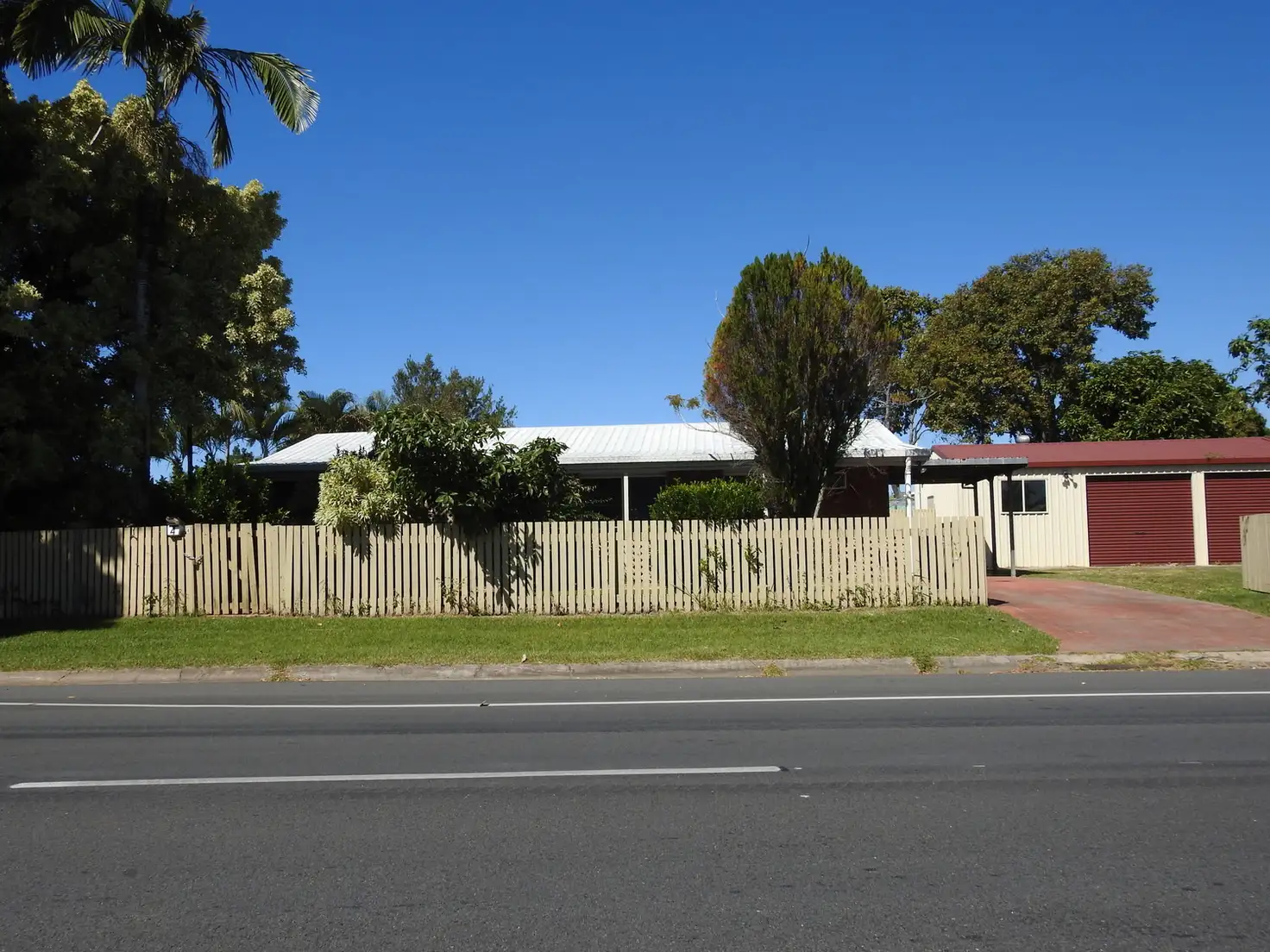 Main view of Homely house listing, 4 Mansfield Drive, Beaconsfield QLD 4740