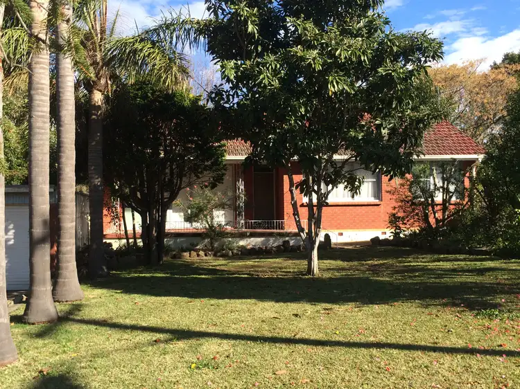 68 Cambewarra Road, Bomaderry NSW 2541