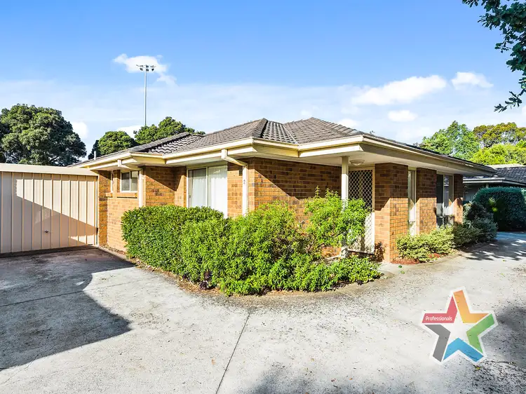 2/111 Colchester Road, Kilsyth VIC 3137