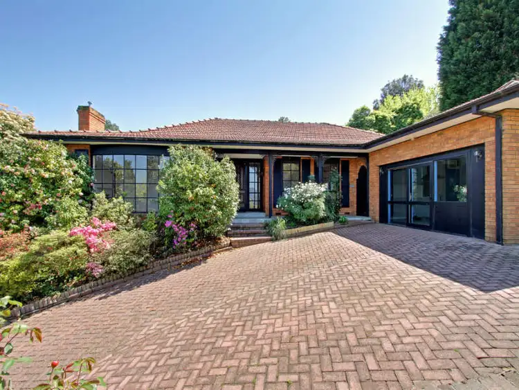7 Azalea Court, Croydon North VIC 3136